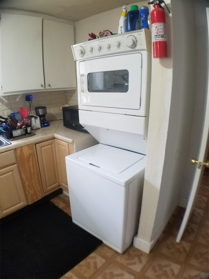 549 San Bernardino St - Photo 5 of 23