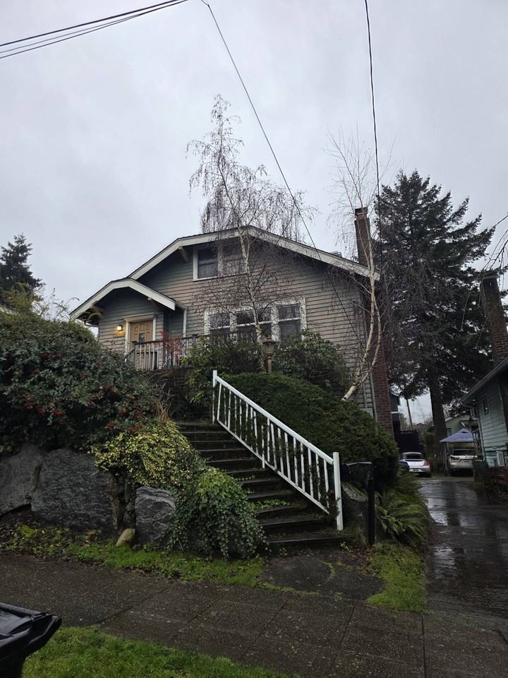 Olivehouse Seattle- 02 6537 2nd - Photo 4 of 14