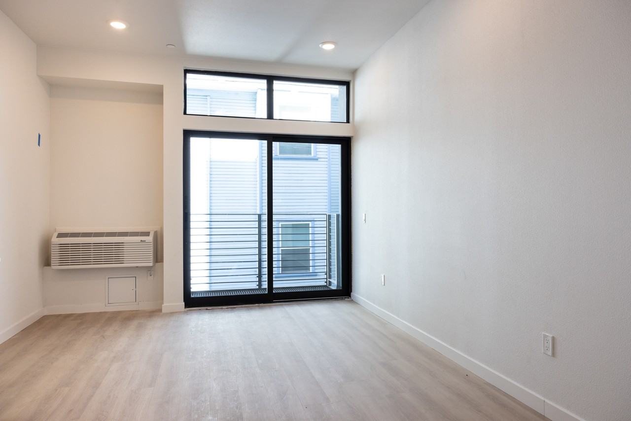 500 16th Street - Photo 2 of 9