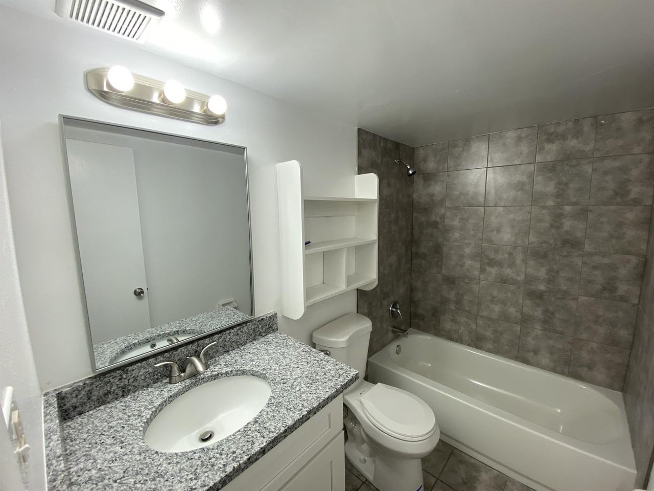 500 Rockpit Road - Photo 3 of 5