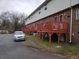 featured image of 605 Culbreth Ave