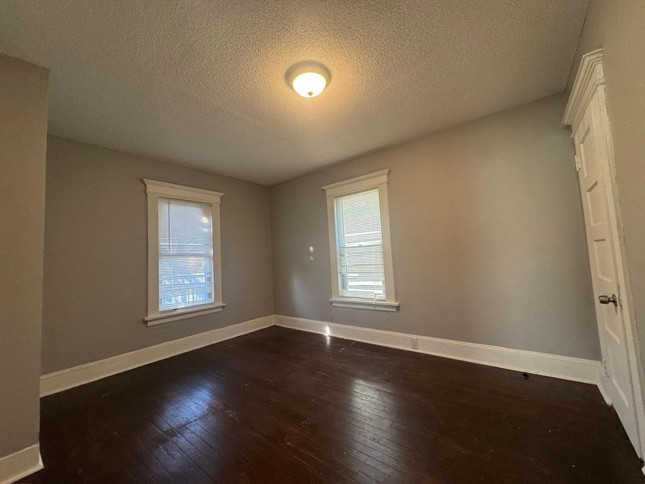 40-42 Center St - Photo 6 of 21