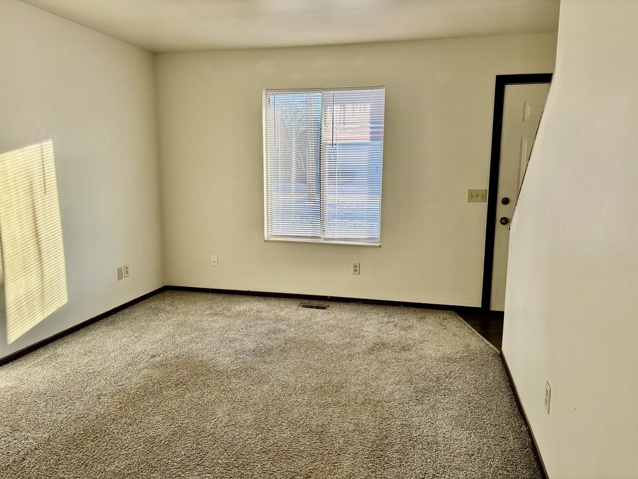 552 136th Ave #3 - Photo 2 of 11