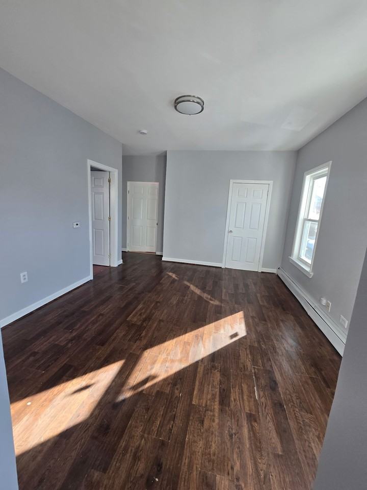 176-178 Bailey Street - Photo 2 of 16