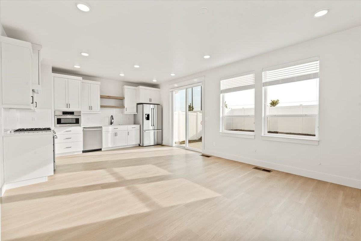 4710 W Riva Capri Ct #1 - Photo 7 of 31