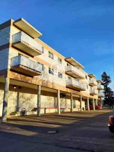 9107 88 Avenue Northwest - Photo 3 of 22