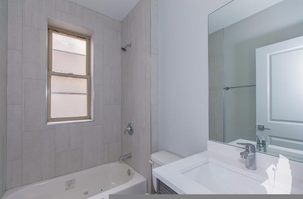 3915 N Janssen Ave #3919-3E - Photo 7 of 11