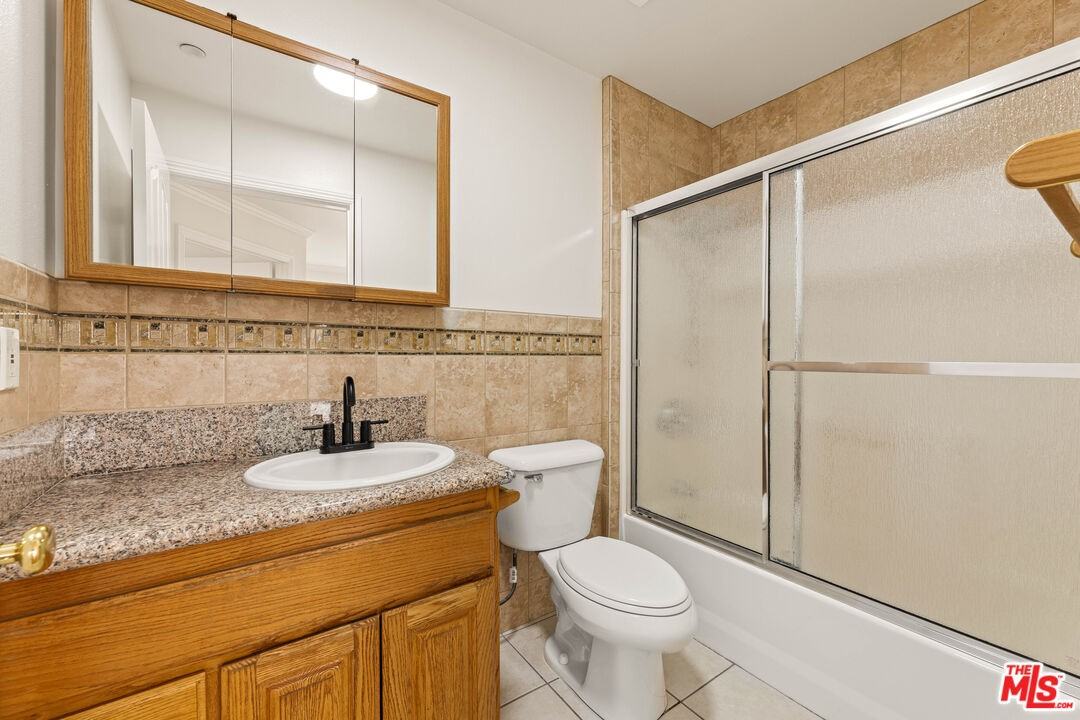 11738 Valley View Ave #11738-1 - Photo 3 of 34