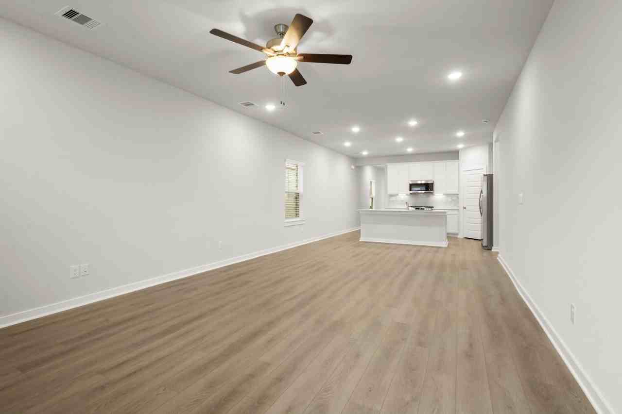 8619 Blueberry Ash St #8619 - Photo 4 of 37