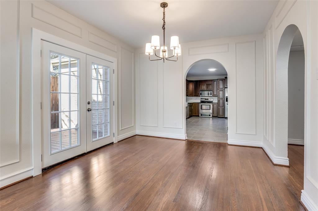 1631 Homewood Pl #1631 - Photo 3 of 16