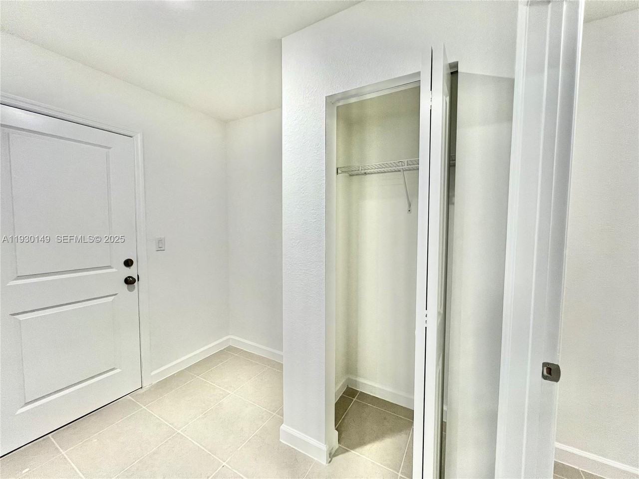 17376 Sw 285th St #17376-1 - Photo 5 of 32