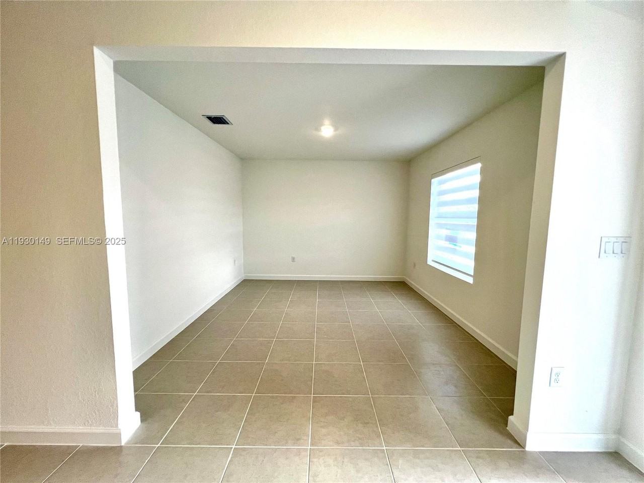 17376 Sw 285th St #17376-1 - Photo 7 of 32