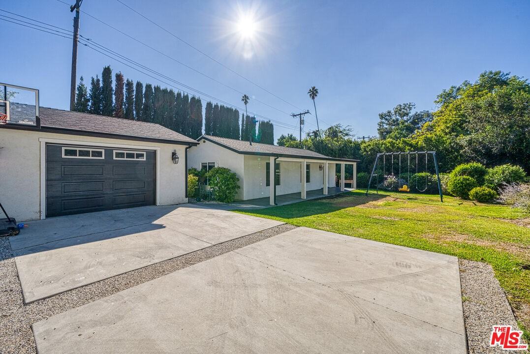 1339 Garfield Ave #1339 - Photo 4 of 15