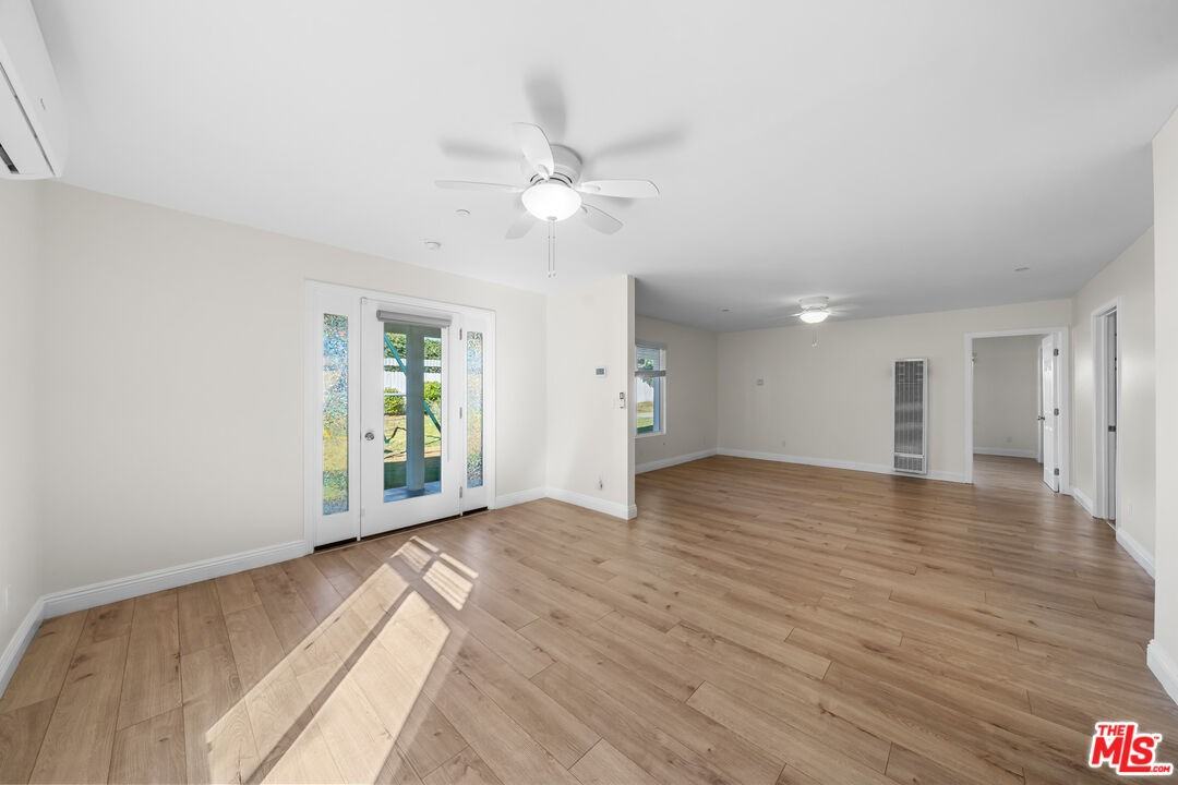 1339 Garfield Ave #1339 - Photo 6 of 15