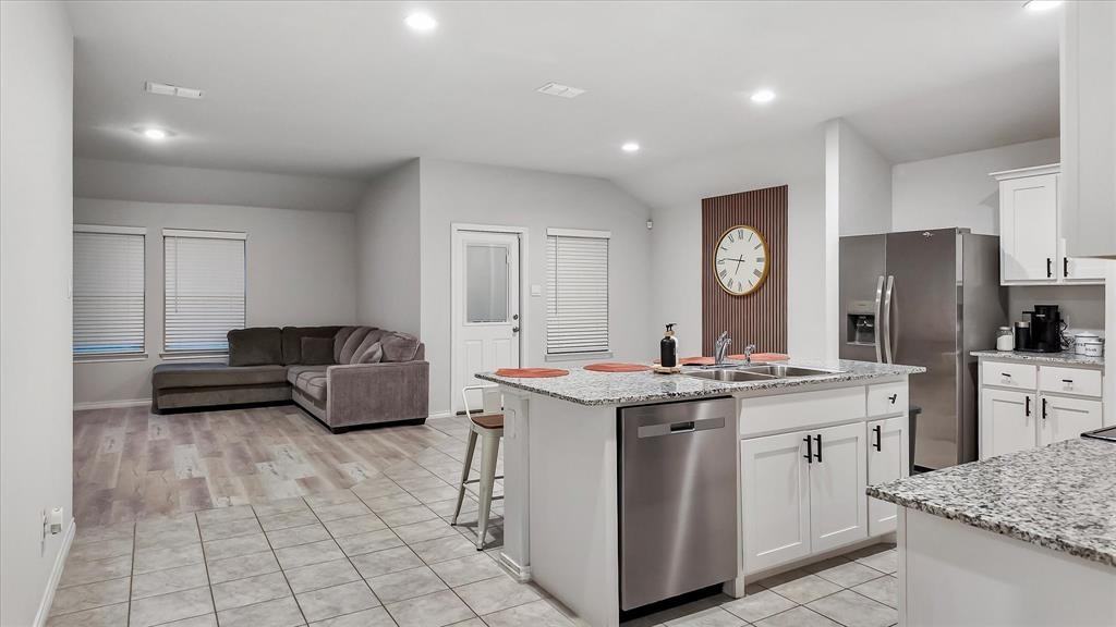 3052 Manu St #3052 - Photo 2 of 19