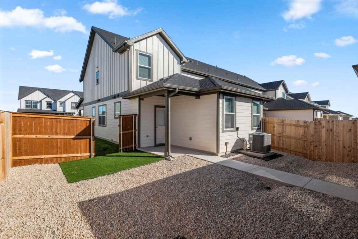 2520 Ophelia Levi Ln #2520 - Photo 3 of 36