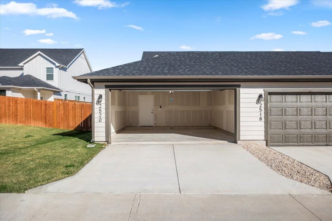 2520 Ophelia Levi Ln #2520 - Photo 5 of 36