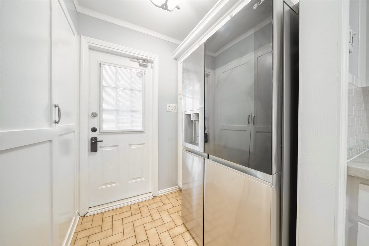 3114 Cypress Point Dr #3114 - Photo 5 of 45