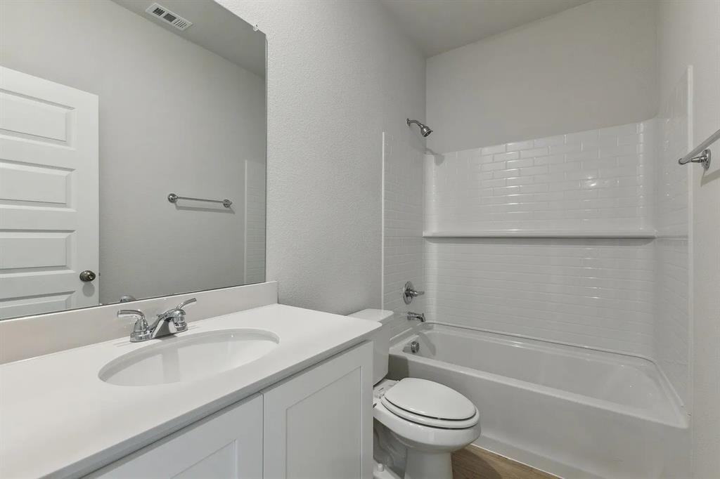 539 Forest Haven Dr #539 - Photo 3 of 33