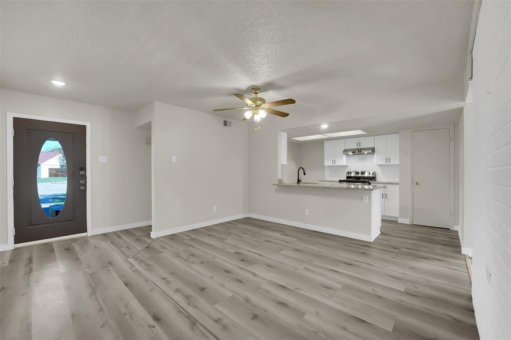 1011 Elk Grove Dr #1011 - Photo 7 of 22