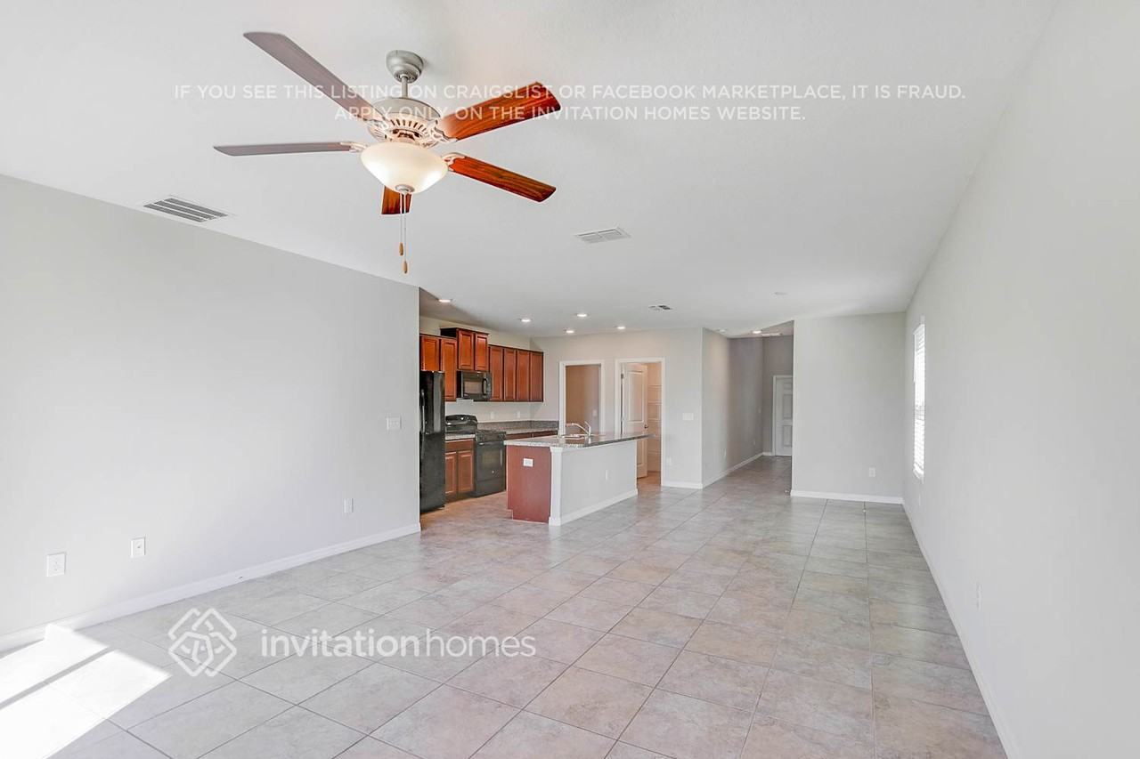 5006 White Chicory Dr - Photo 4 of 30