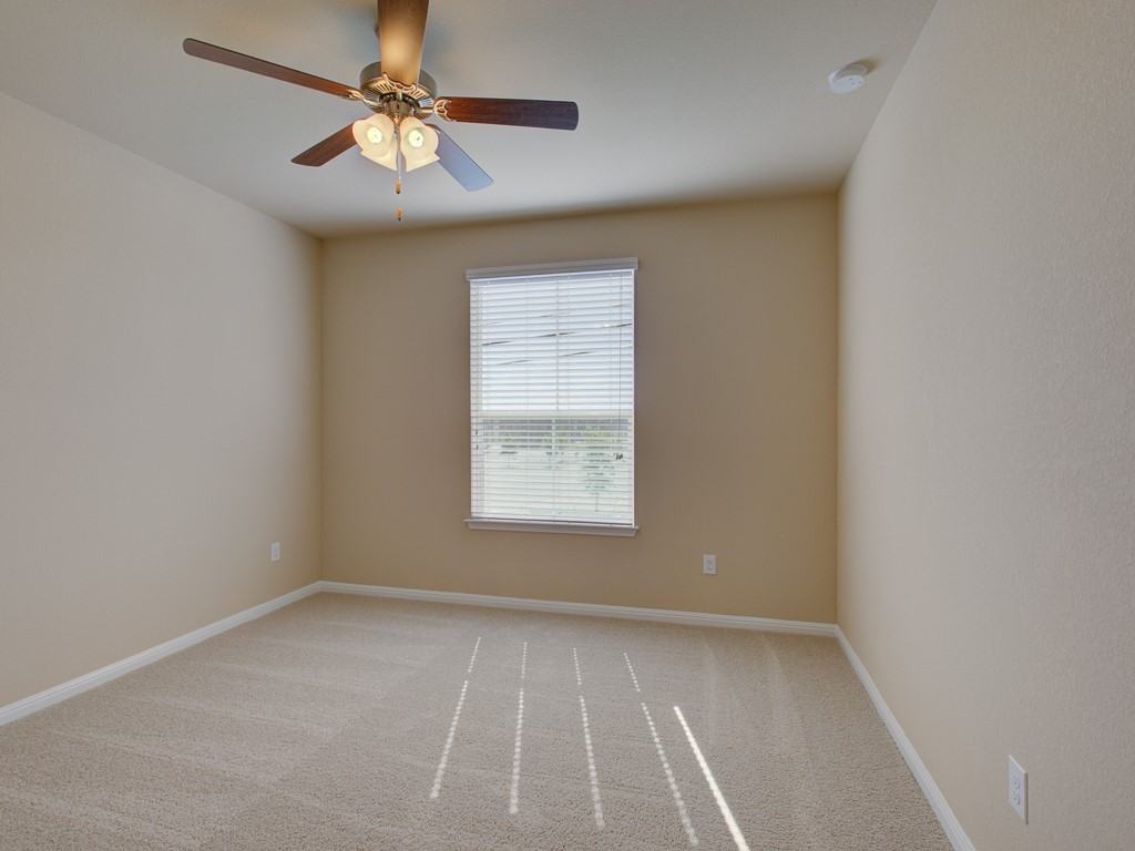 421 Epiphany Ln #421 - Photo 4 of 28