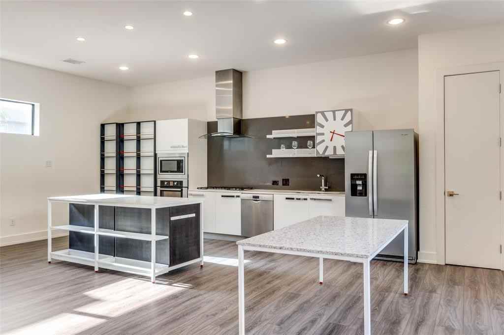 3388 Anchor Ct #3388 - Photo 2 of 27