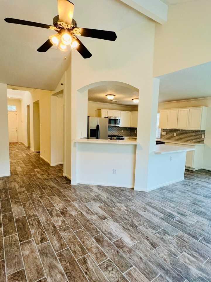 6010 Forest Plaza Ct #6010 - Photo 7 of 24