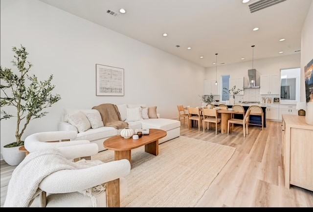 5910 Val Verde St #5910 - Photo 5 of 15