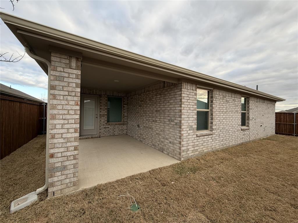 3916 Limestone Bluff Dr #3916 - Photo 6 of 11