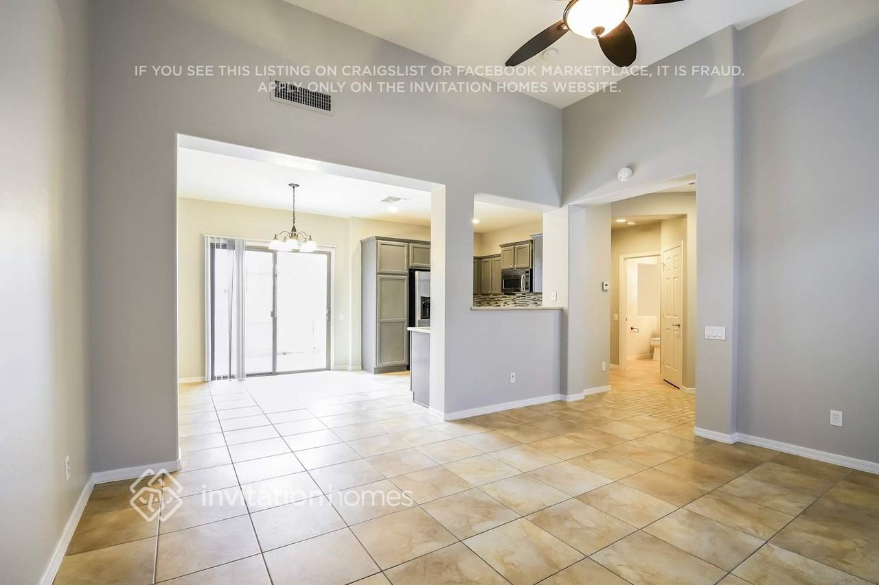 26412 N 53rd Gln - Photo 3 of 15