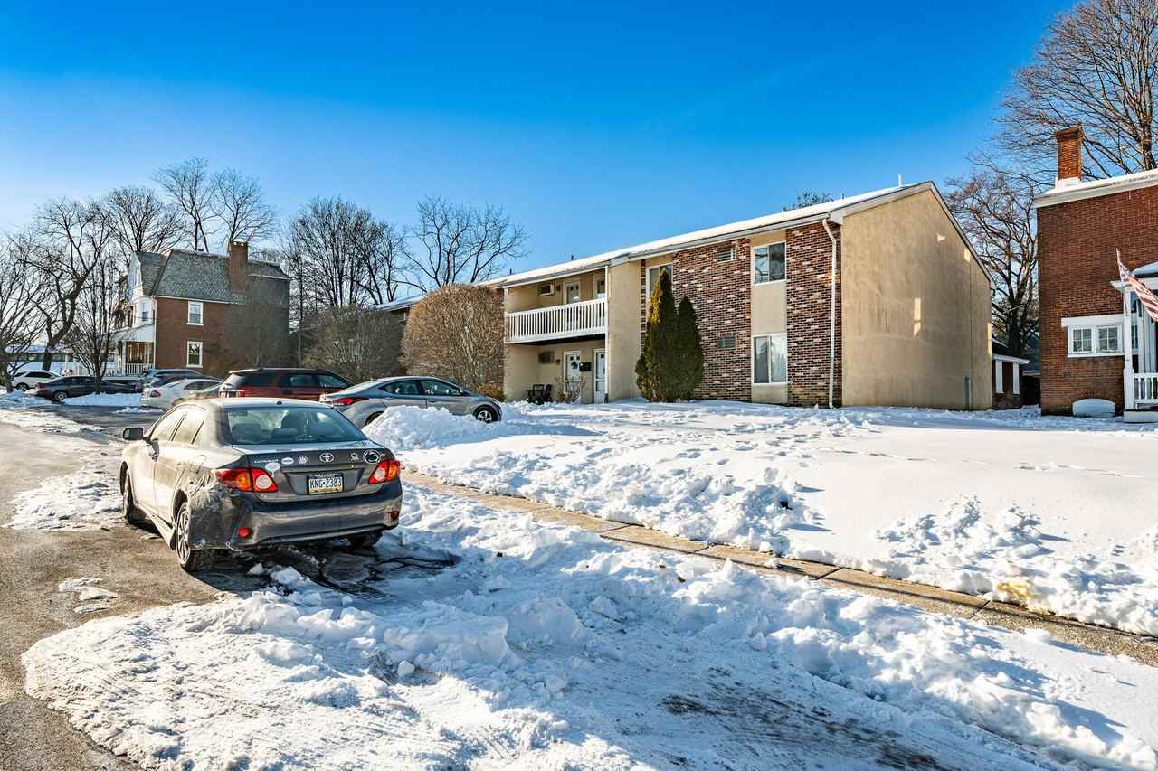 300 N Penn St #W9 - Photo 3 of 29