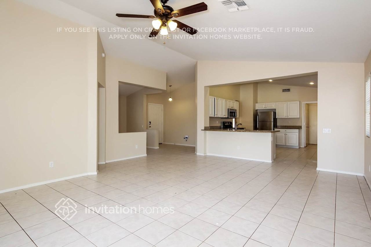 3420 E Marco Polo Rd - Photo 5 of 20