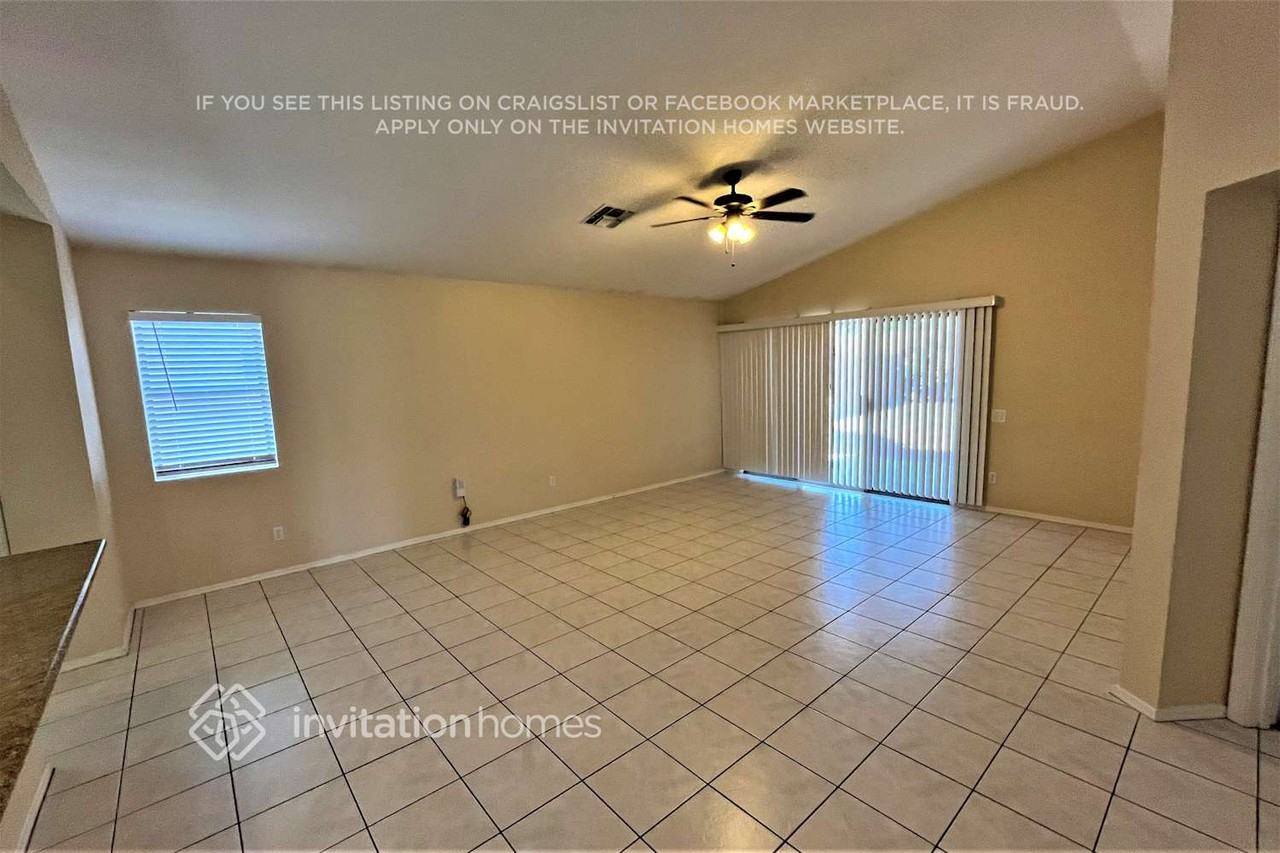 3420 E Marco Polo Rd - Photo 2 of 20