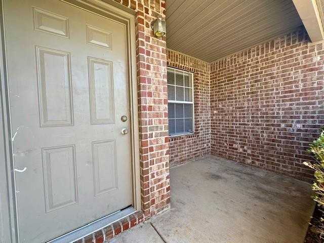 4202 Sw Chapelstone Ave #3 - Photo 3 of 17