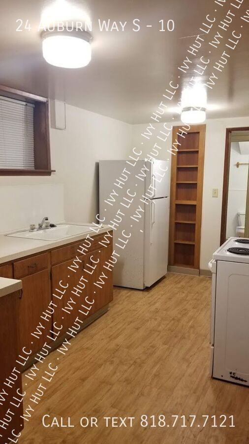 24 Auburn Way S #10 - Photo 3 of 20