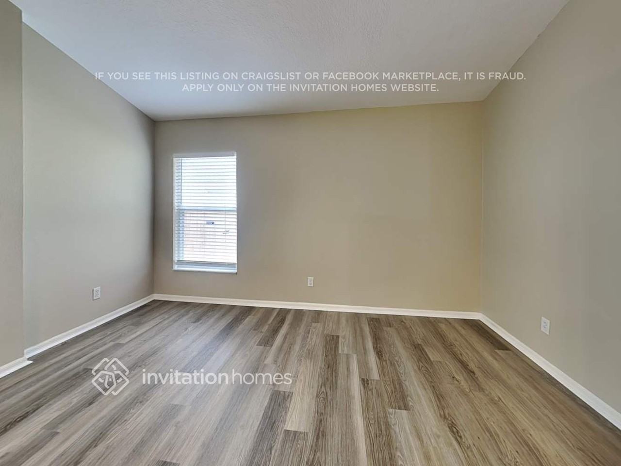 2609 Brookville Dr - Photo 4 of 21