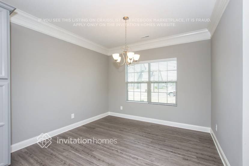 5322 Roberta Crossing Dr - Photo 7 of 18