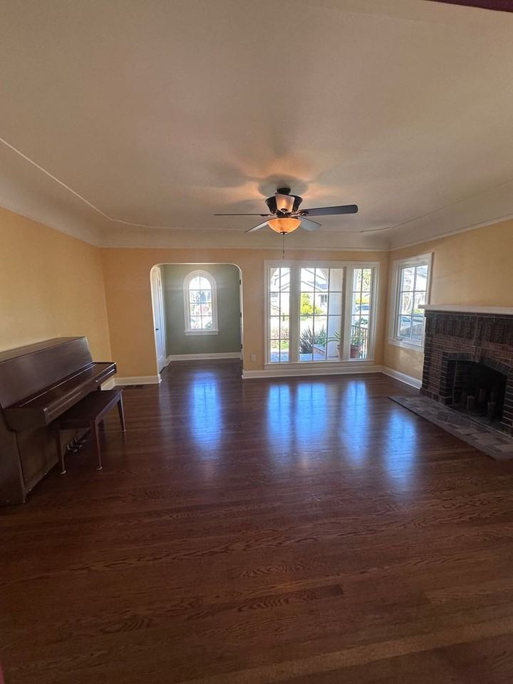 115 Aster Rd - Photo 2 of 20