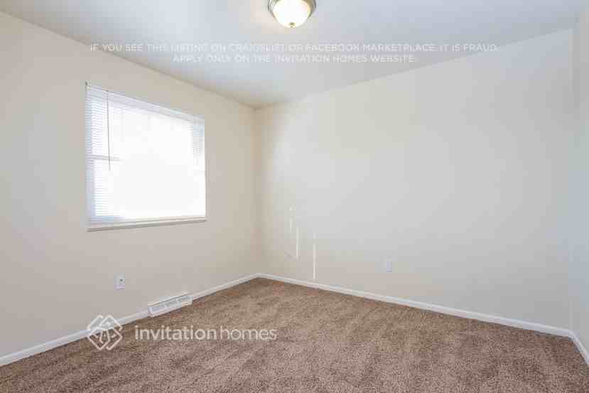 836 Memphis St - Photo 7 of 18