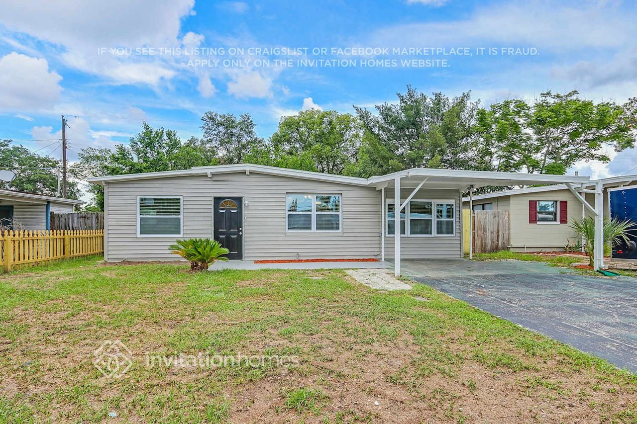 11659 106th St - Photo 2 of 24