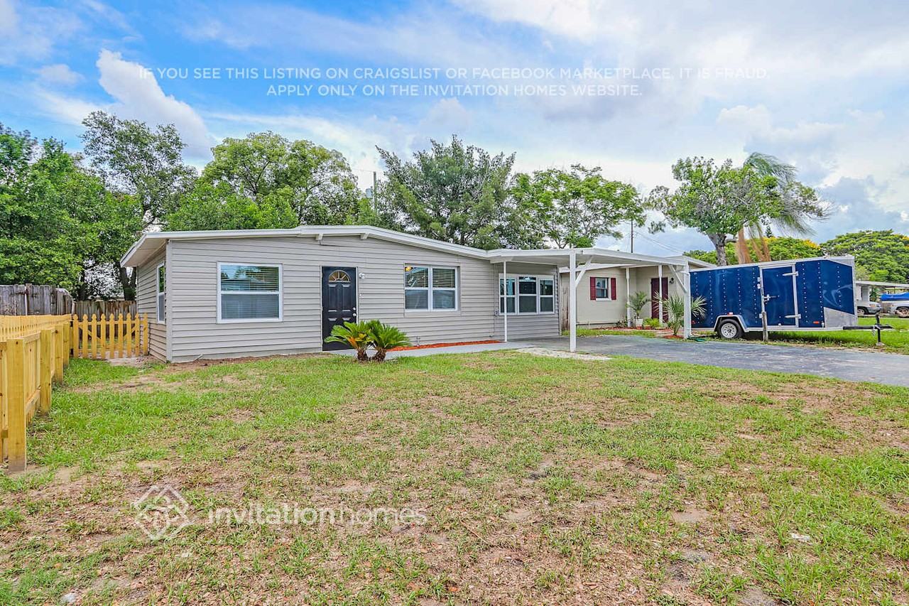 11659 106th St - Photo 3 of 24