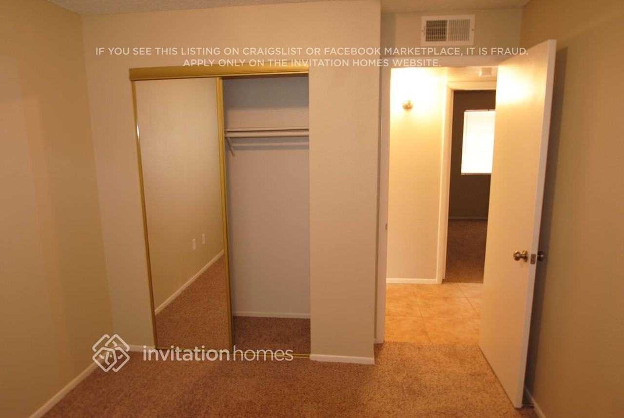 514 E Westchester Dr - Photo 6 of 14