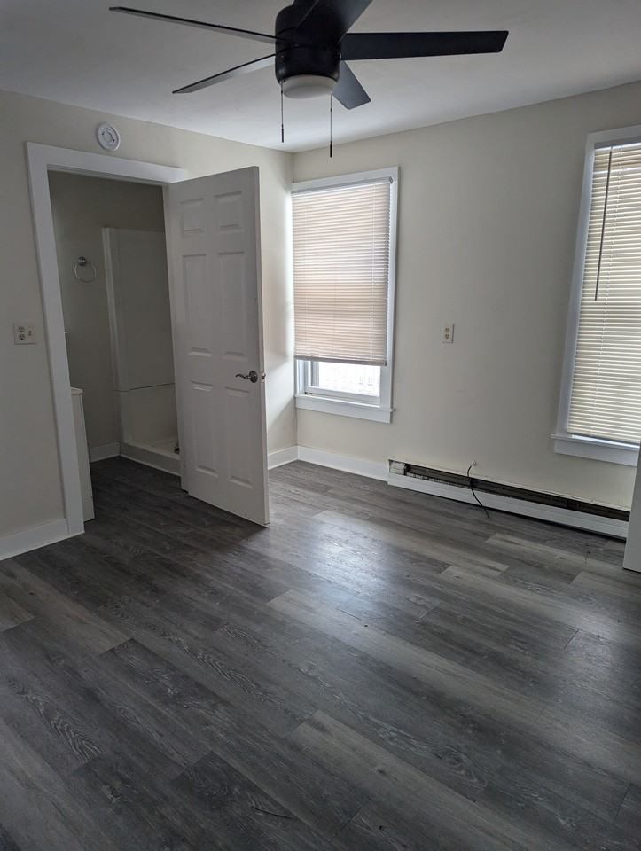 14 Village St #B - Photo 2 of 5