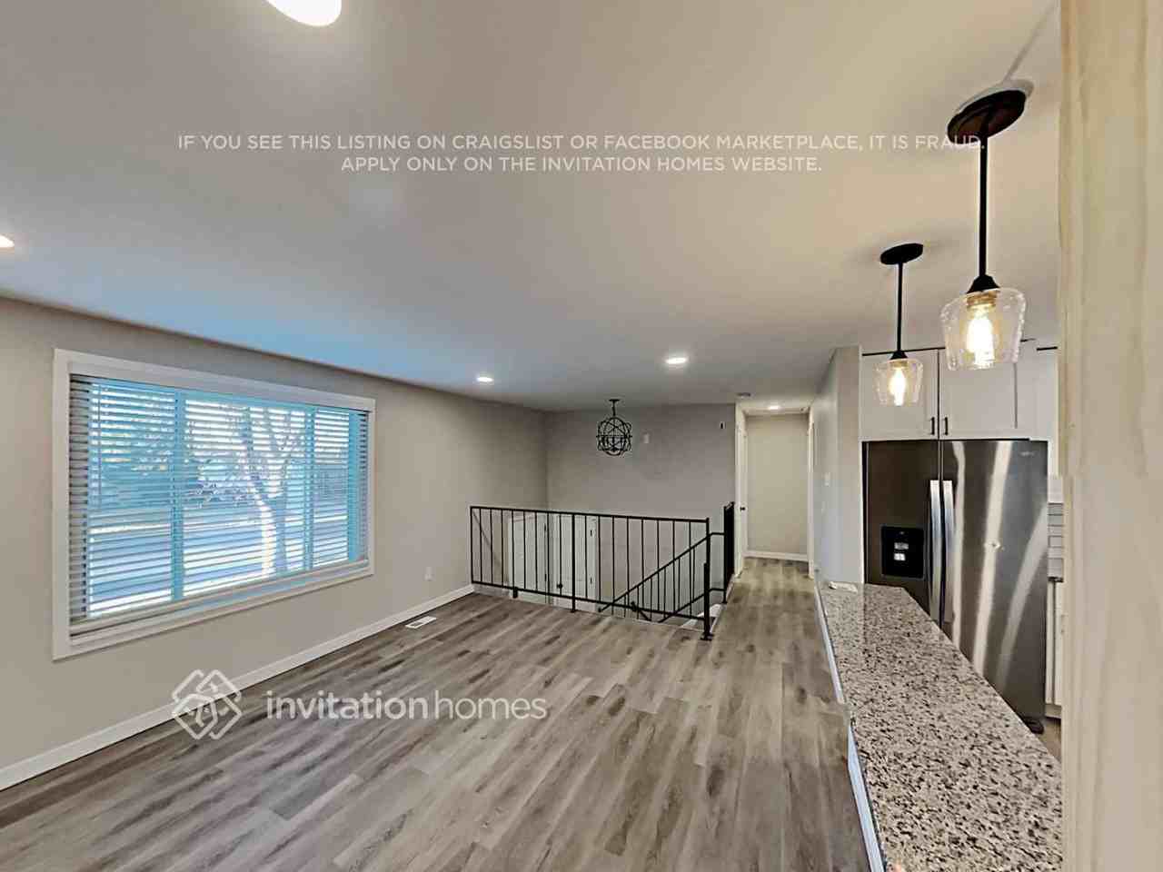 2936 S Mobile Way - Photo 4 of 19