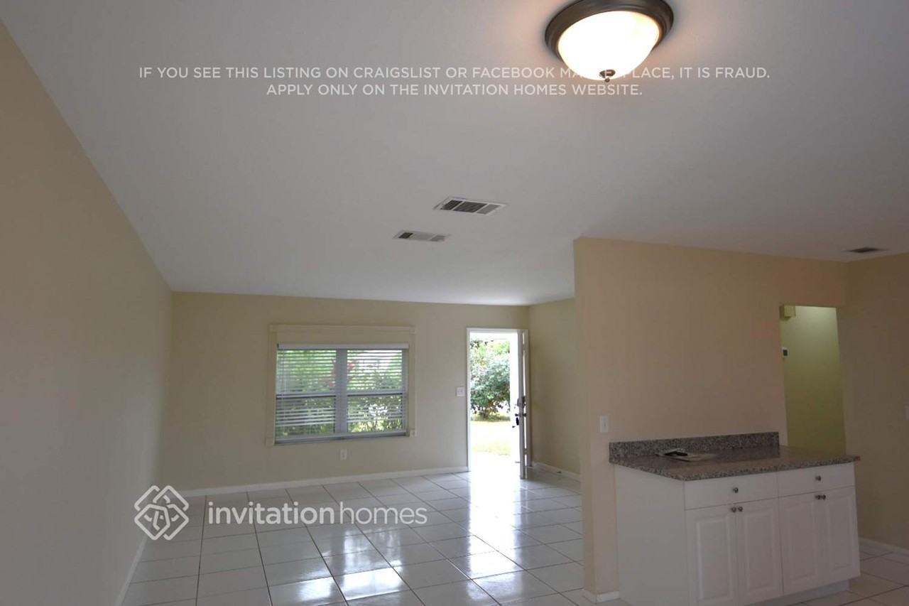 785 Sw Belmont Cir - Photo 2 of 8