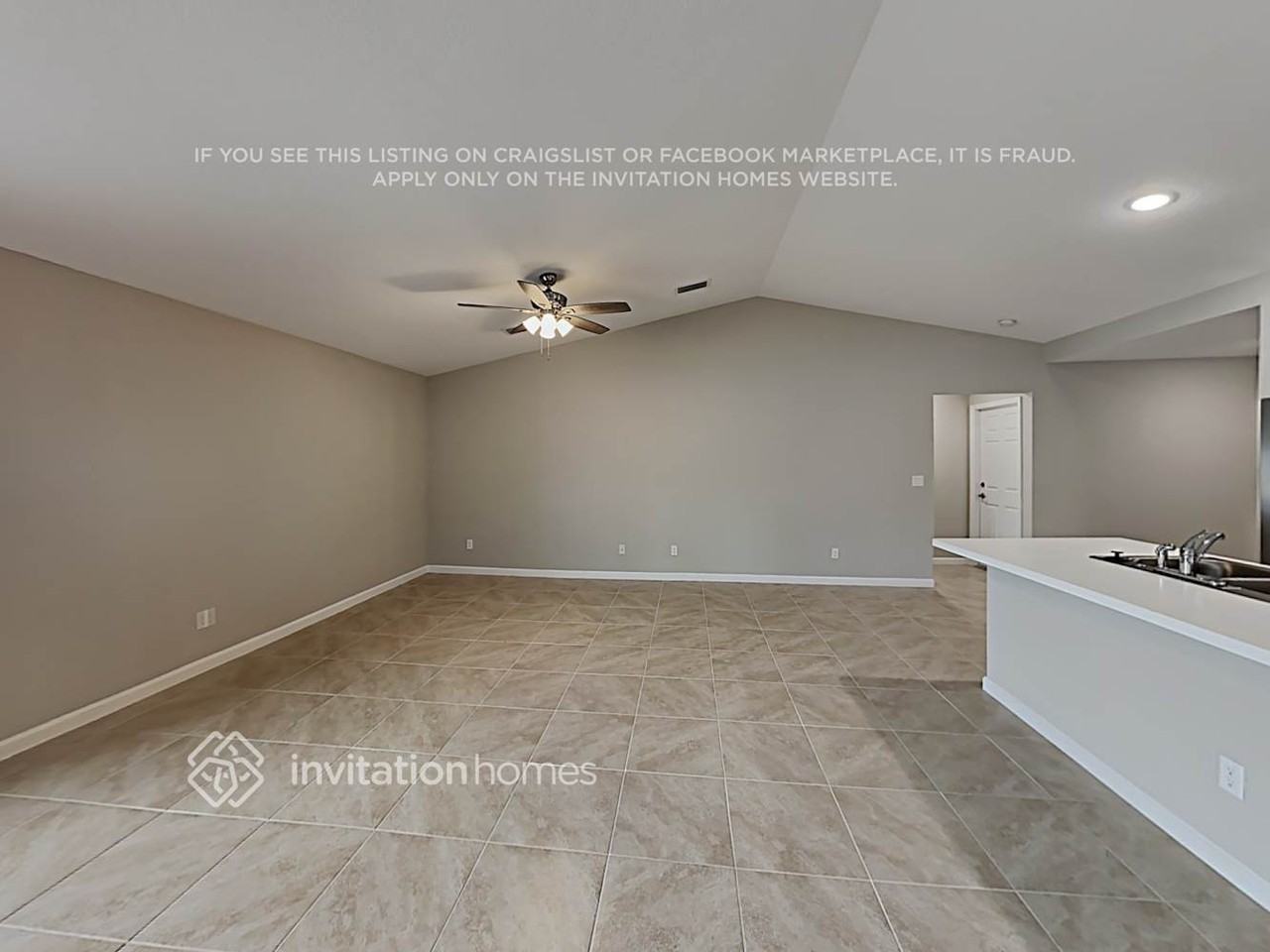 1909 Sw Hampshire Ln - Photo 3 of 22