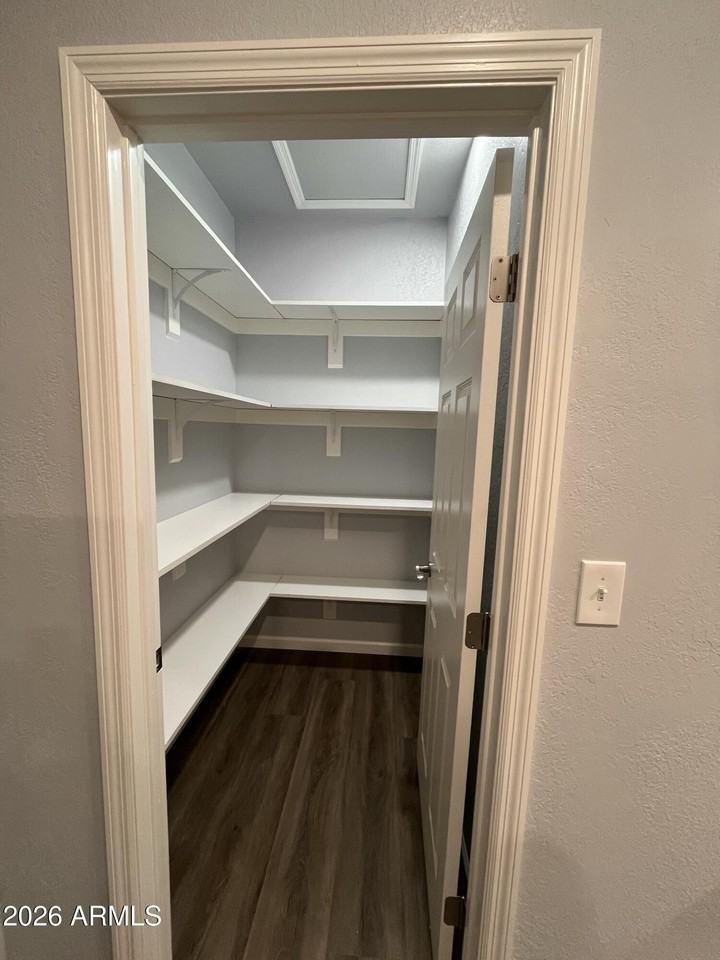 713 W Adobe Dam Dr Unit B #B - Photo 4 of 10