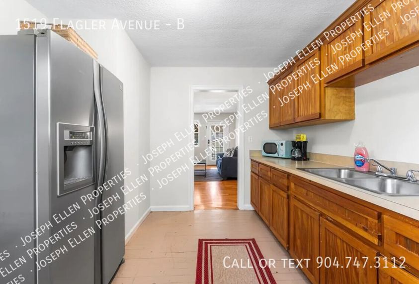 1519 Flagler Ave #B - Photo 6 of 10