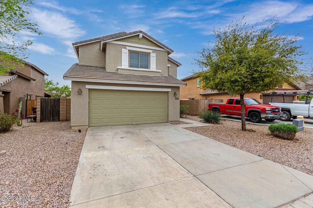 2521 W Desert Spring Way - Photo 4 of 39